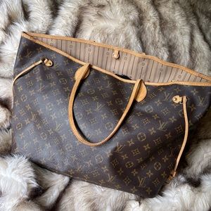 Louis Vuitton Neverfull GM tote bag